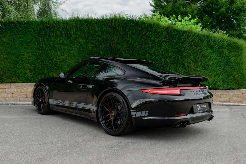 Porsche 991 Carrera 4 GTS