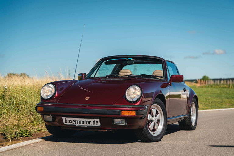 Porsche 911 Carrera 3.2 
