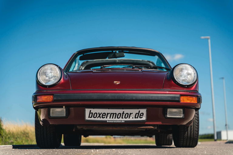 Porsche 911 Carrera 3.2 (US)