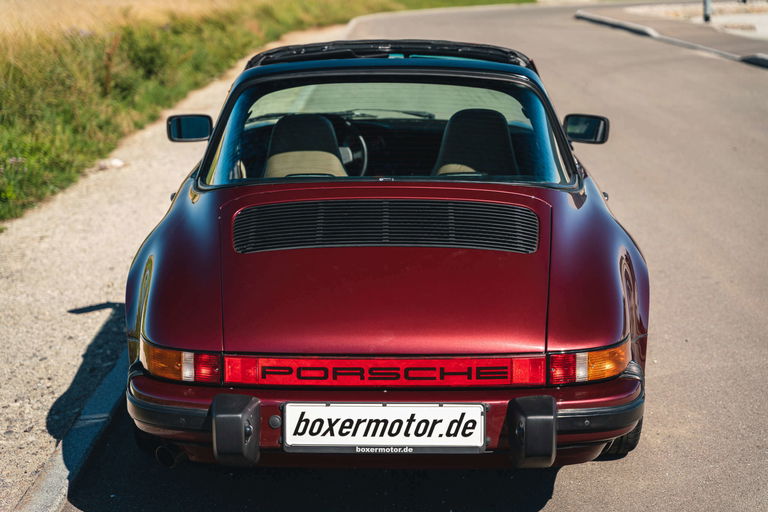 Porsche 911 Carrera 3.2 (US)