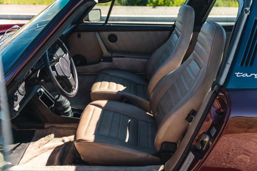 Porsche 911 Carrera 3.2 (US)