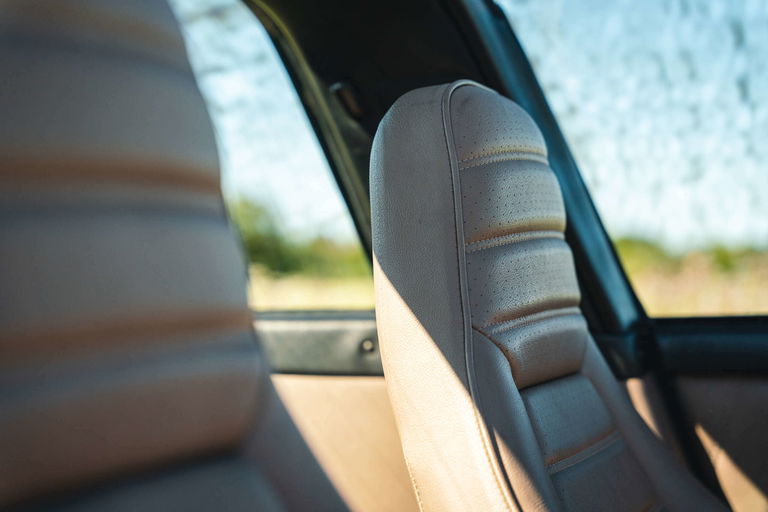 Porsche 911 Carrera 3.2 (US)