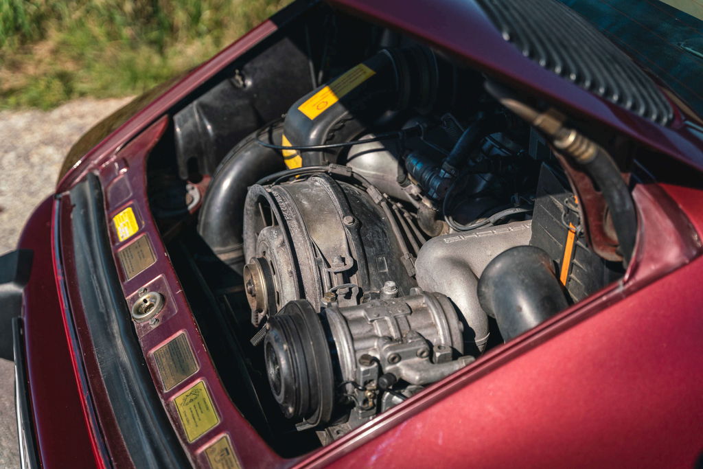 Porsche 911 Carrera 3.2 (US)