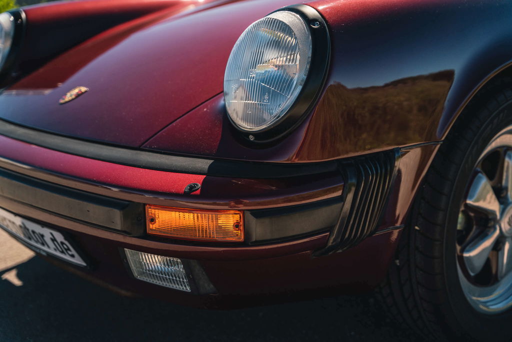 Porsche 911 Carrera 3.2 (US)