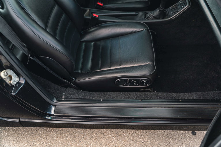 Porsche 964 Carrera 4