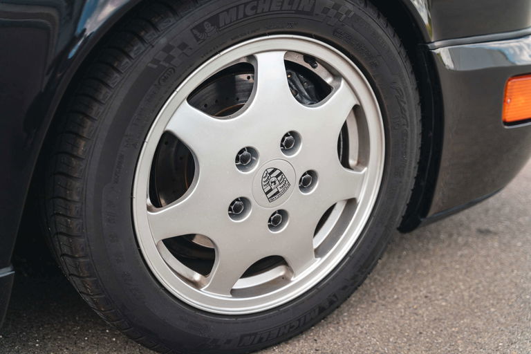 Porsche 964 Carrera 4