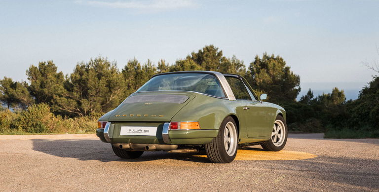 Porsche 911 Backdate