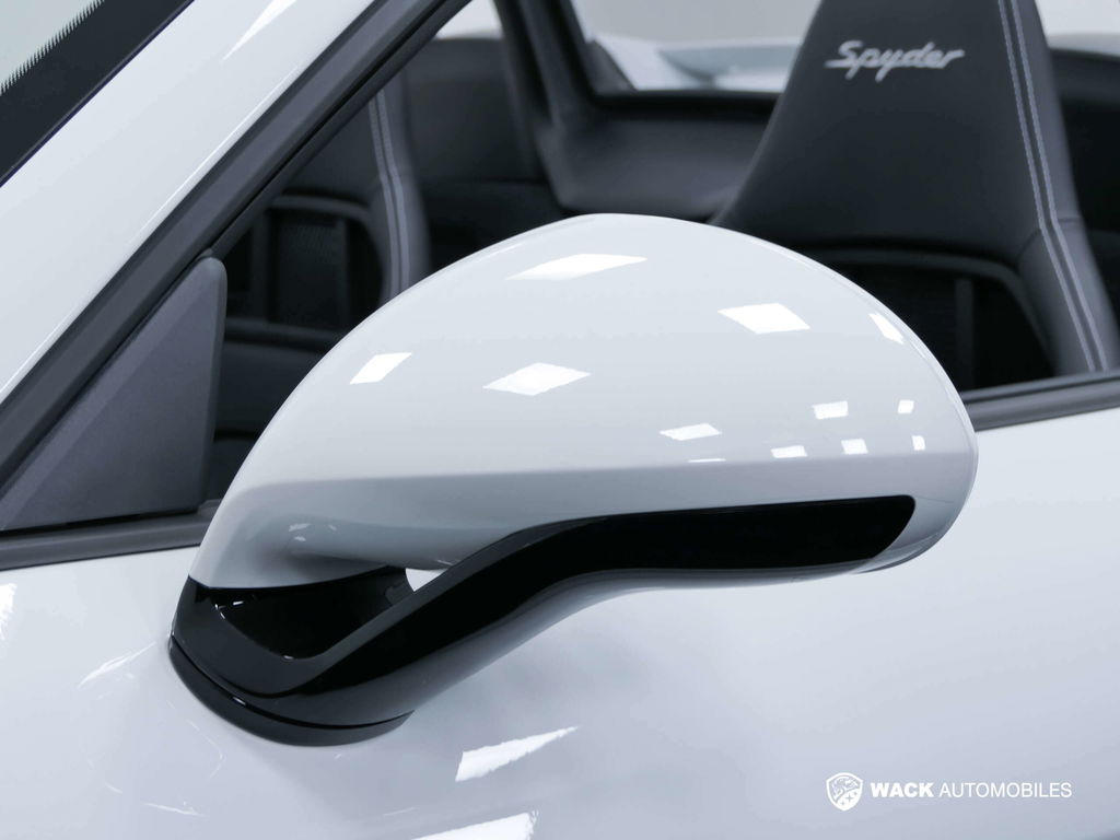 Porsche 981 Boxster Spyder