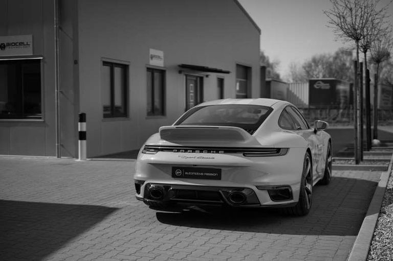 Porsche 992 Sport Classic
