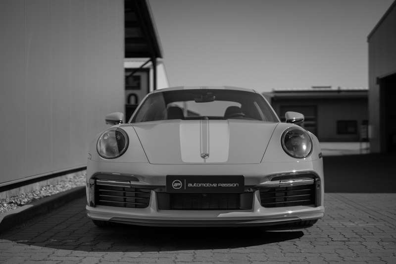 Porsche 992 Sport Classic