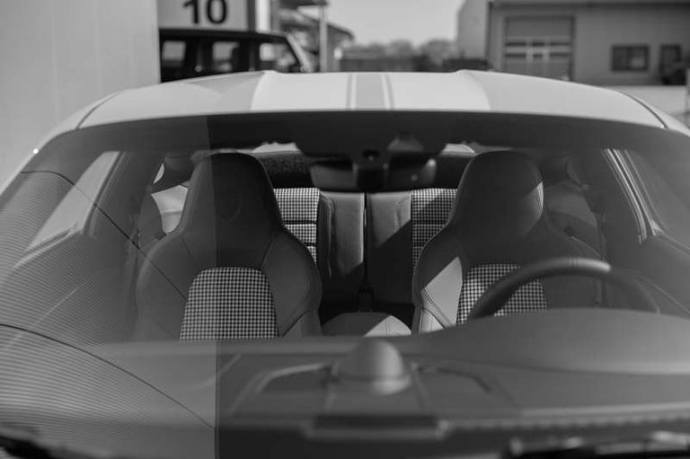 Porsche 992 Sport Classic