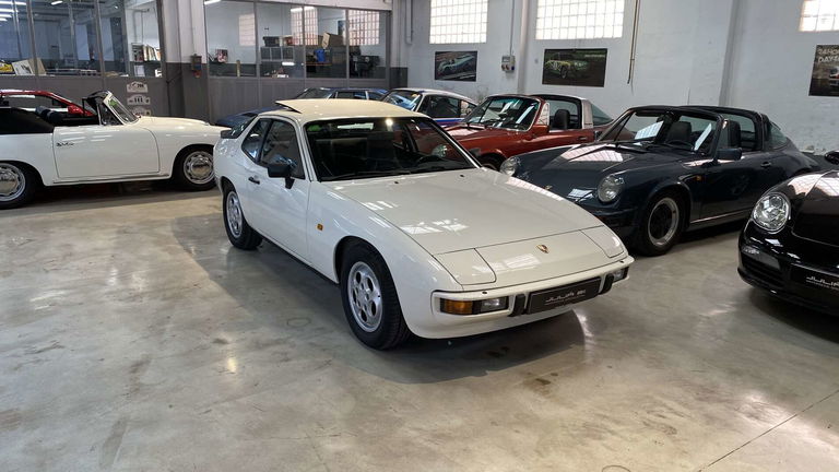 Porsche 924 S