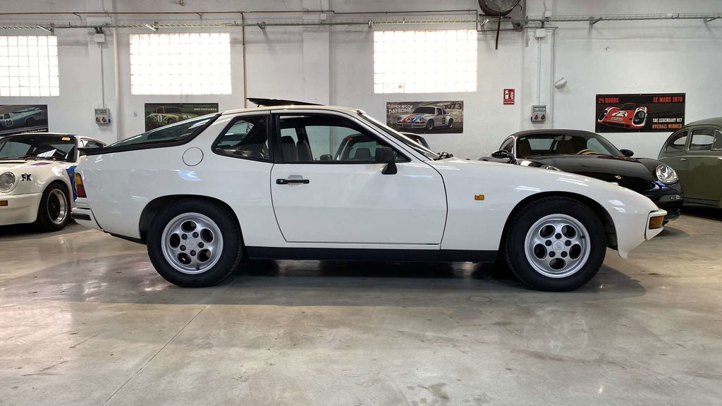 Porsche 924 S