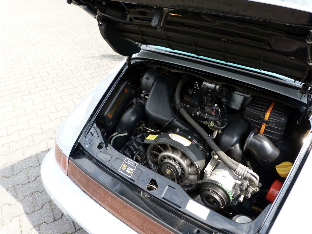 Porsche 964 Carrera 2