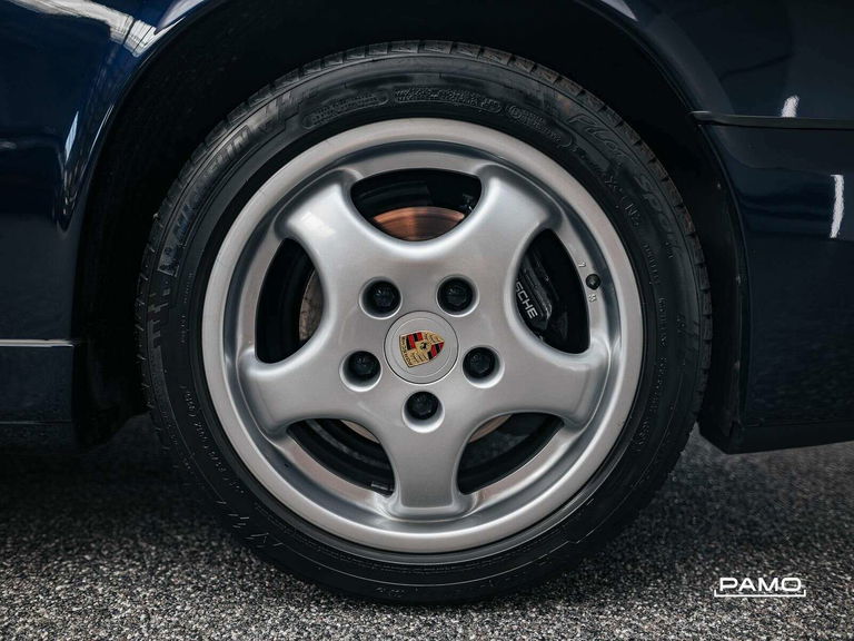 Porsche 964 Carrera 4