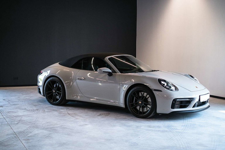 Porsche 992 Carrera GTS