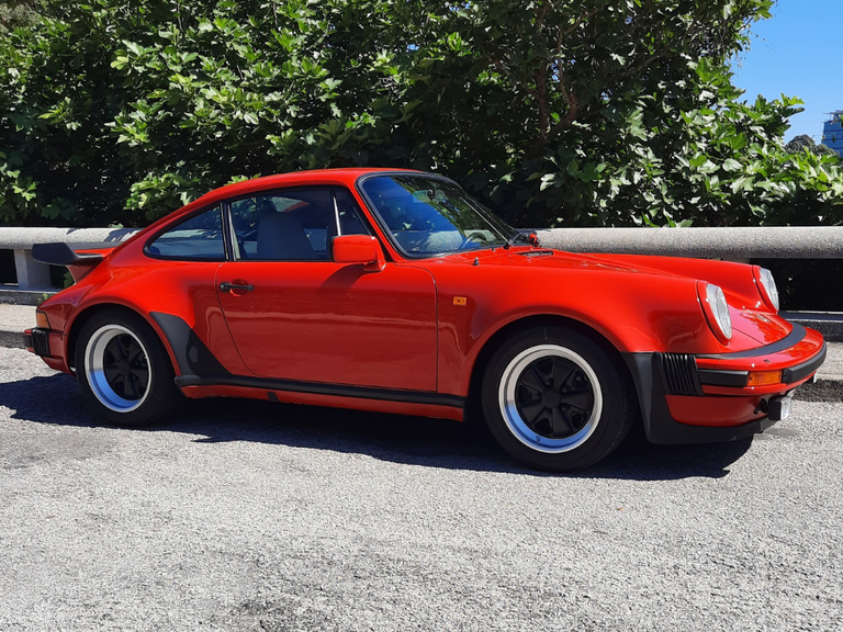 Porsche 911 Turbo 3.3