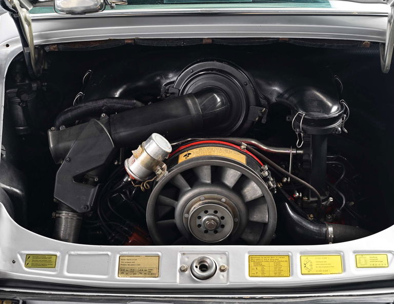 Porsche 911 S (F-Modell)