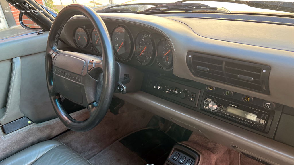 Porsche 964 Carrera 4