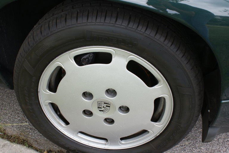 Porsche 928 S4