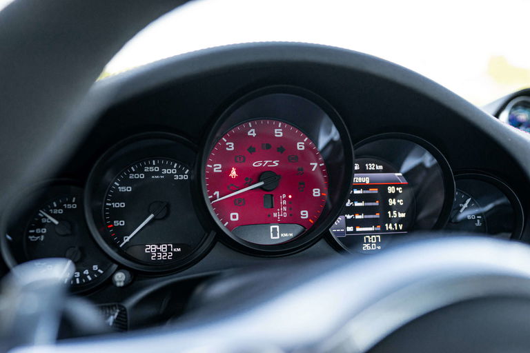 Porsche 991 Carrera 4 GTS