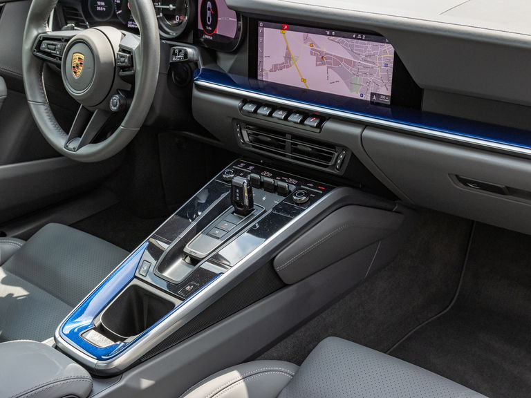 Porsche 992 Carrera 4S