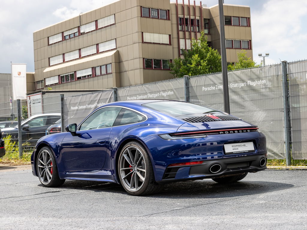 Porsche 992 Carrera 4S