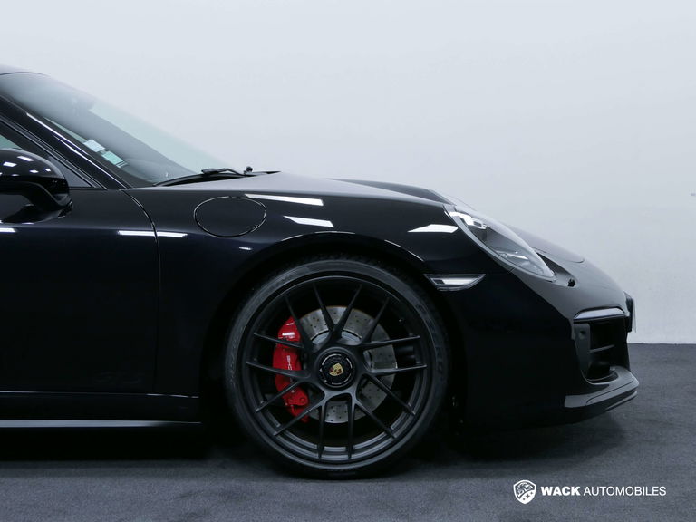 Porsche 991.2 Carrera GTS