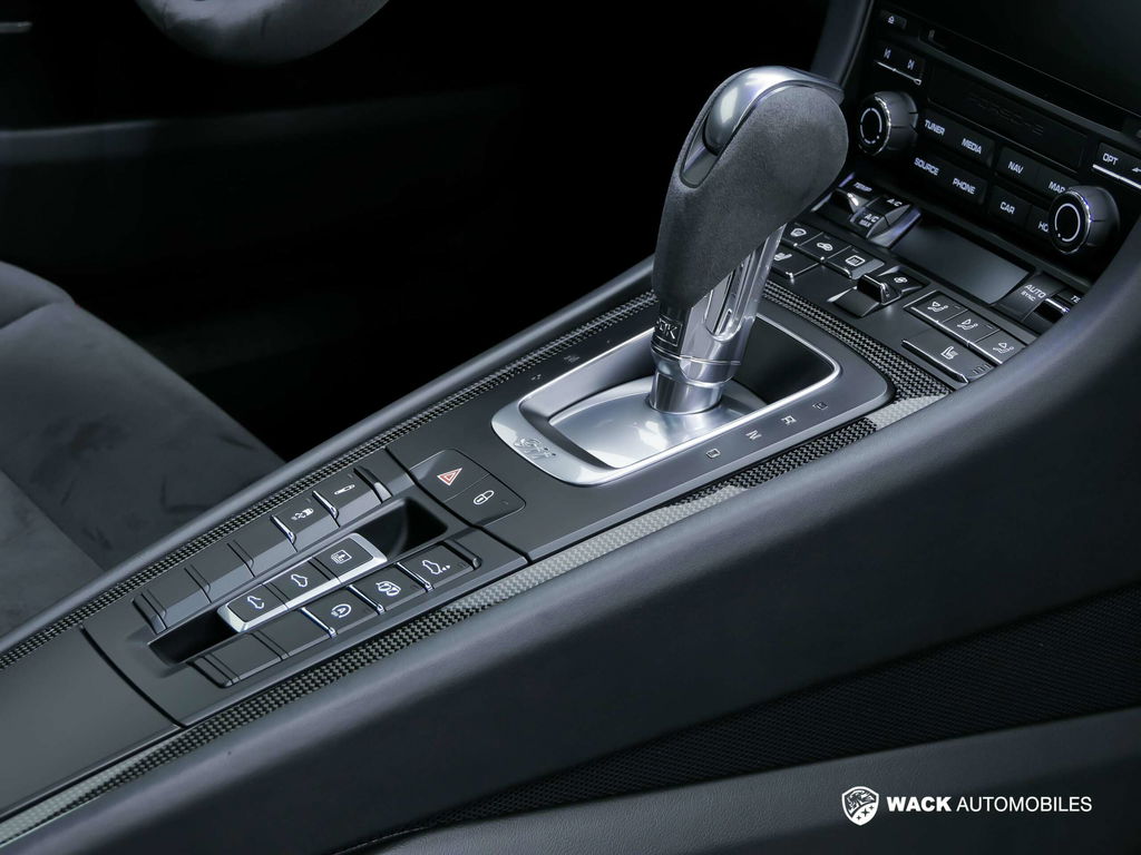 Porsche 991.2 Carrera GTS