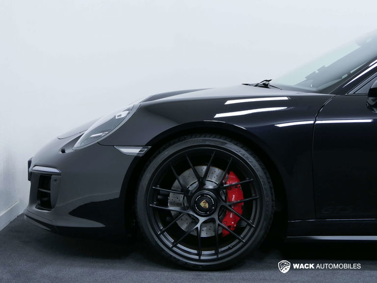 Porsche 991.2 Carrera GTS