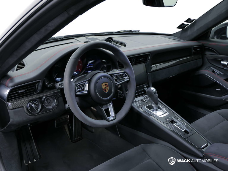 Porsche 991.2 Carrera GTS