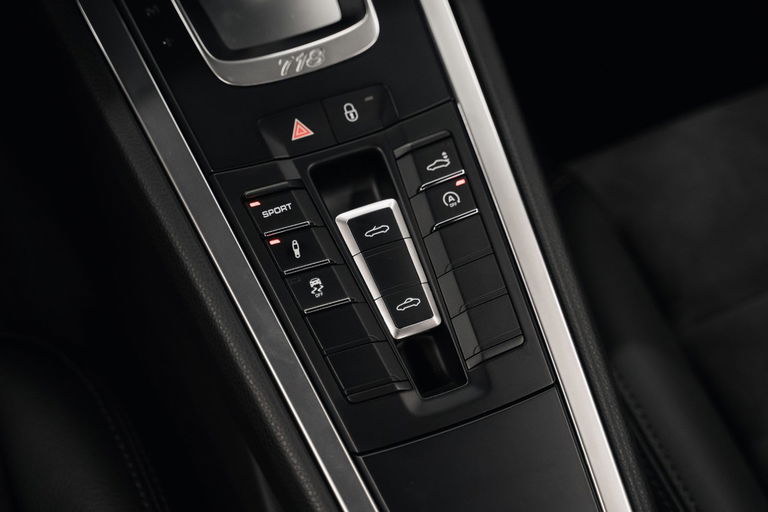 Porsche 718 Boxster S