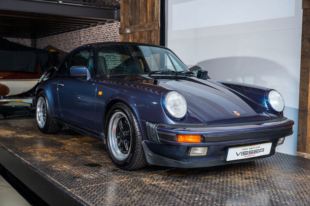 Porsche 911 Carrera 3.2