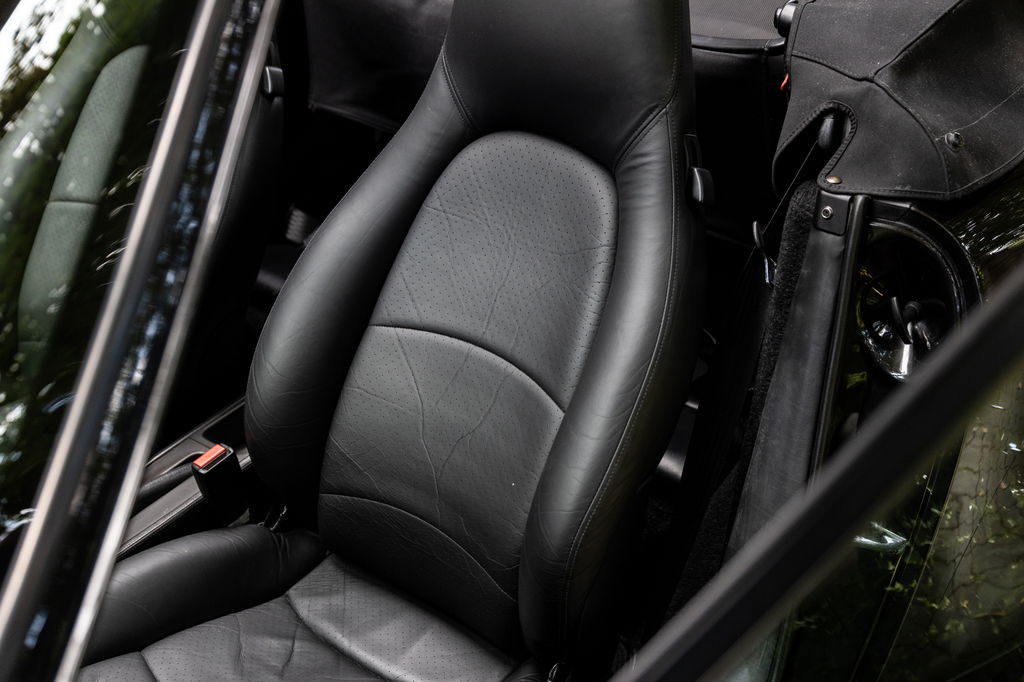 Porsche 993 Carrera 4