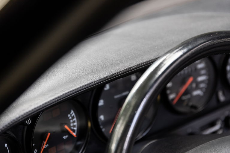 Porsche 993 Carrera 4