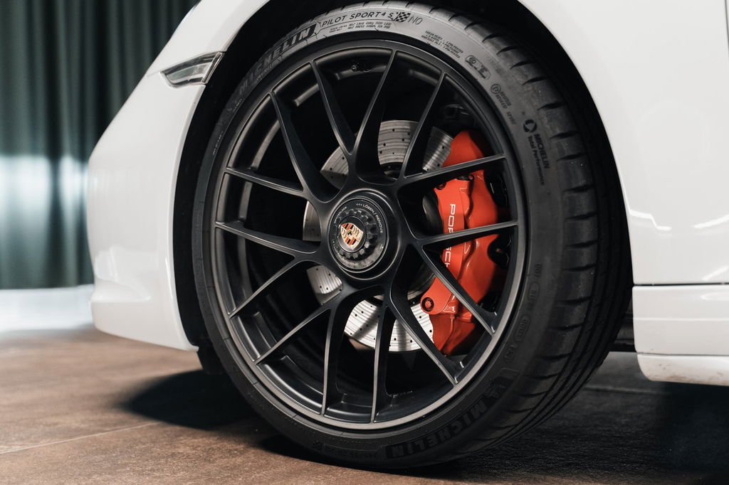 Porsche 991.2 Carrera 4 GTS