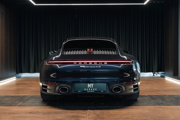 Porsche 992 Carrera 4S