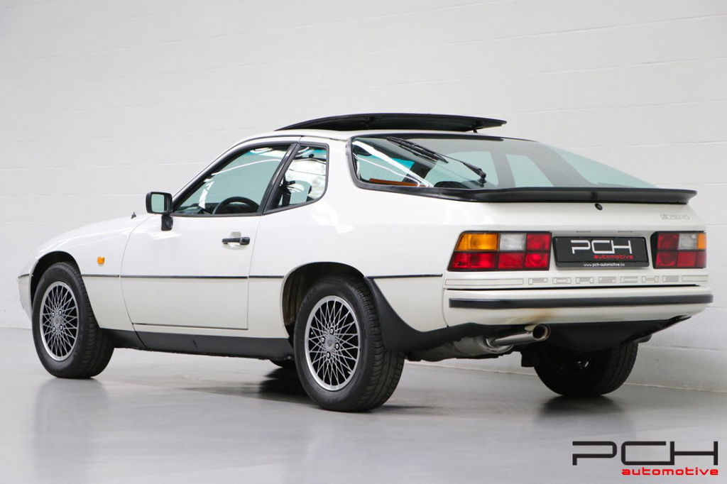 Porsche 924