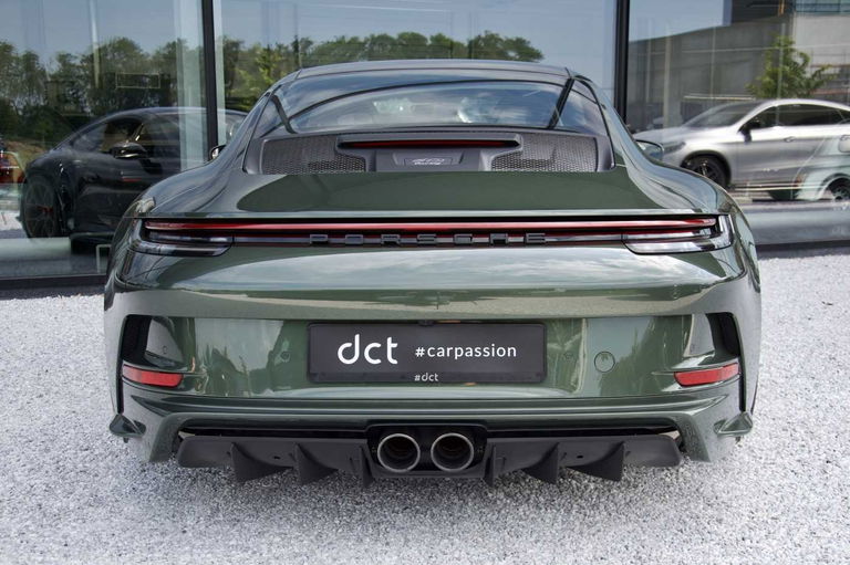 Porsche 992 GT3 Touring