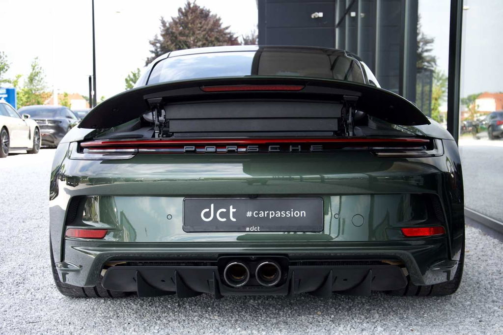 Porsche 992 GT3 Touring