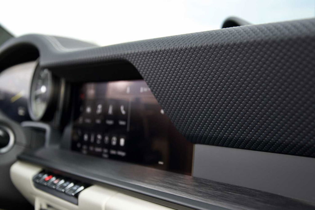 Porsche 992 GT3 Touring