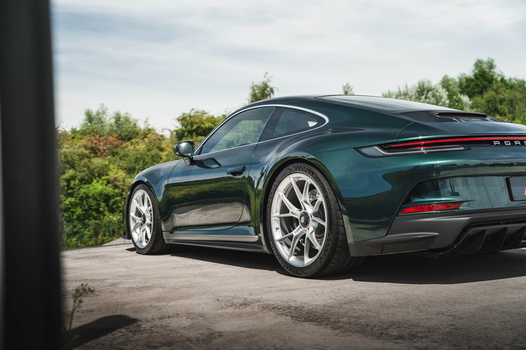 Porsche 992 GT3 Touring