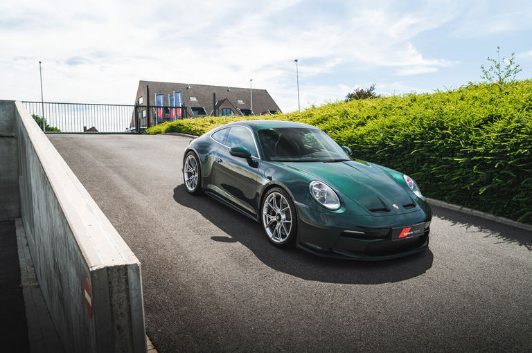 Porsche 992 GT3 Touring
