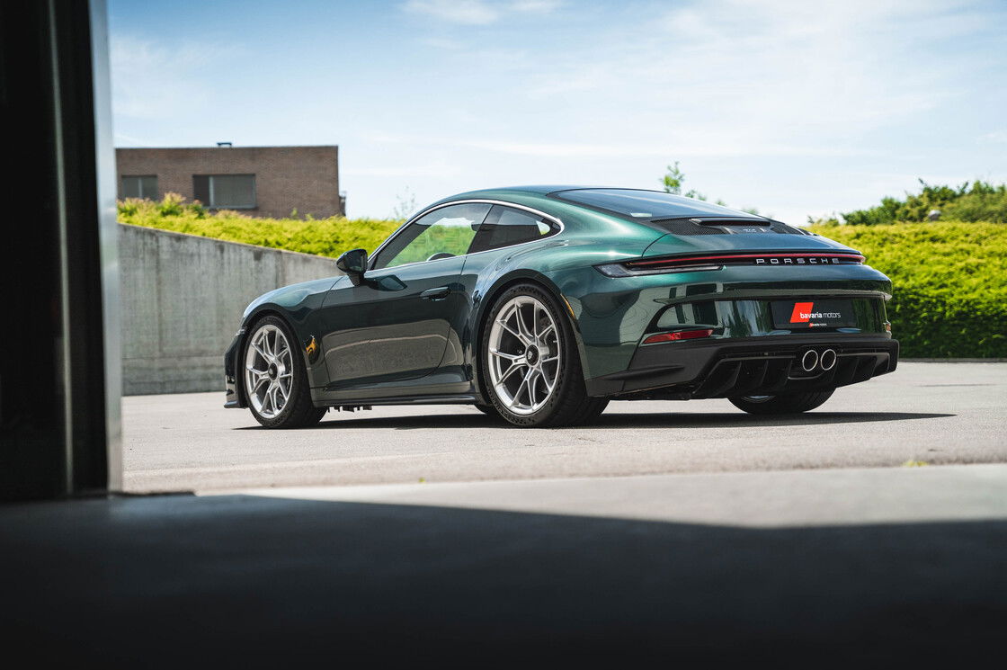 Porsche 992 GT3 Touring