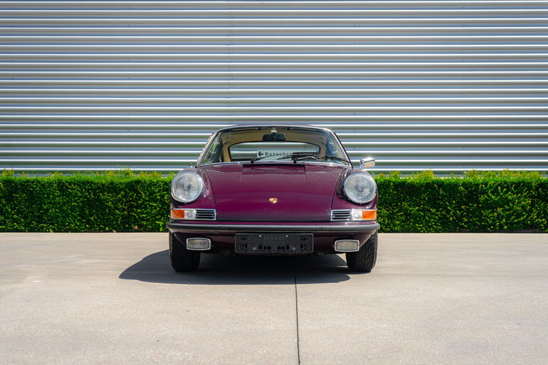 Porsche 911 E