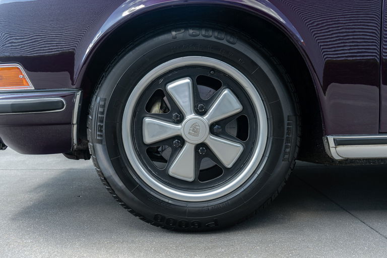 Porsche 911 E