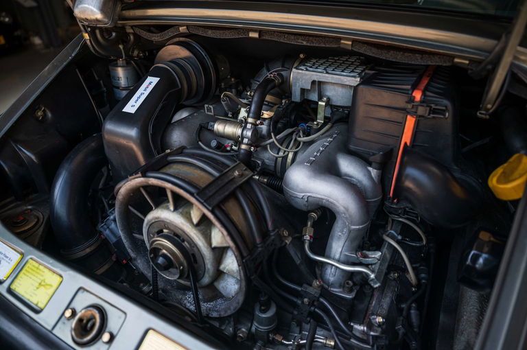 Porsche 911 Carrera 3.2