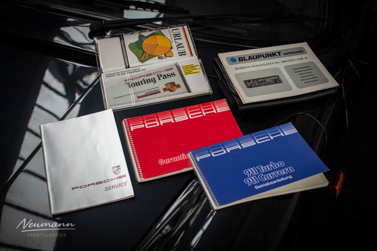 Porsche 911 Carrera 3.2