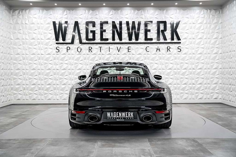 Porsche 992 Carrera 4S