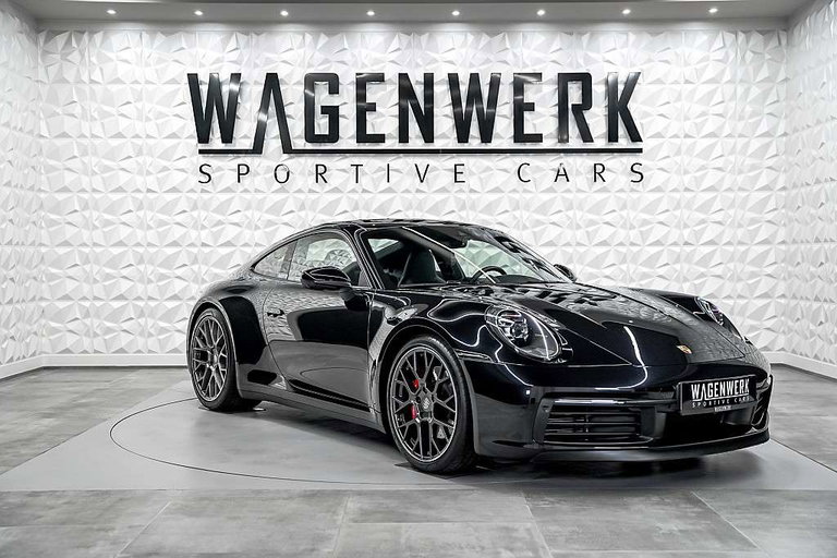 Porsche 992 Carrera 4S